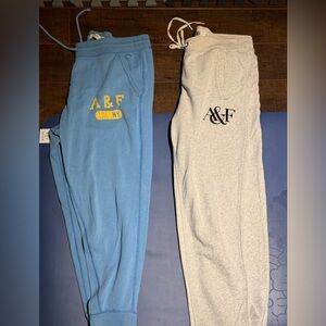 Abercrombie & Fitch Women’s Sweatpants - Blue & Light Gray with Yellow Logo